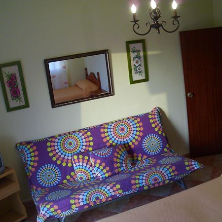 Hostal Sonrisa Del Mar Кониль-де-ла-Фронтера Экстерьер фото