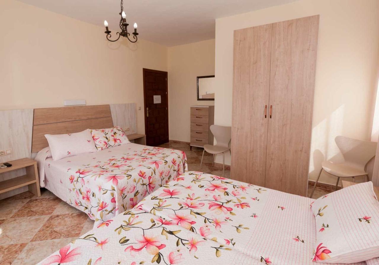 Hostal Sonrisa Del Mar Кониль-де-ла-Фронтера Экстерьер фото