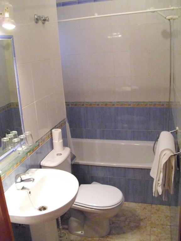 Hostal Sonrisa Del Mar Кониль-де-ла-Фронтера Номер фото